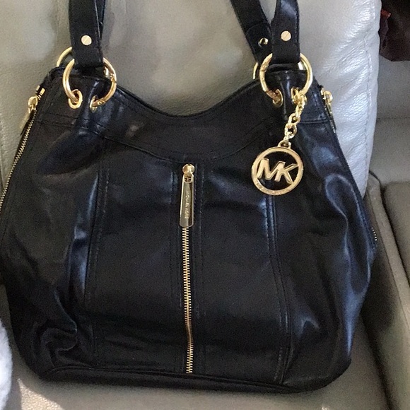 Michael Kors black Moxley Medium Tote - Picture 1 of 5